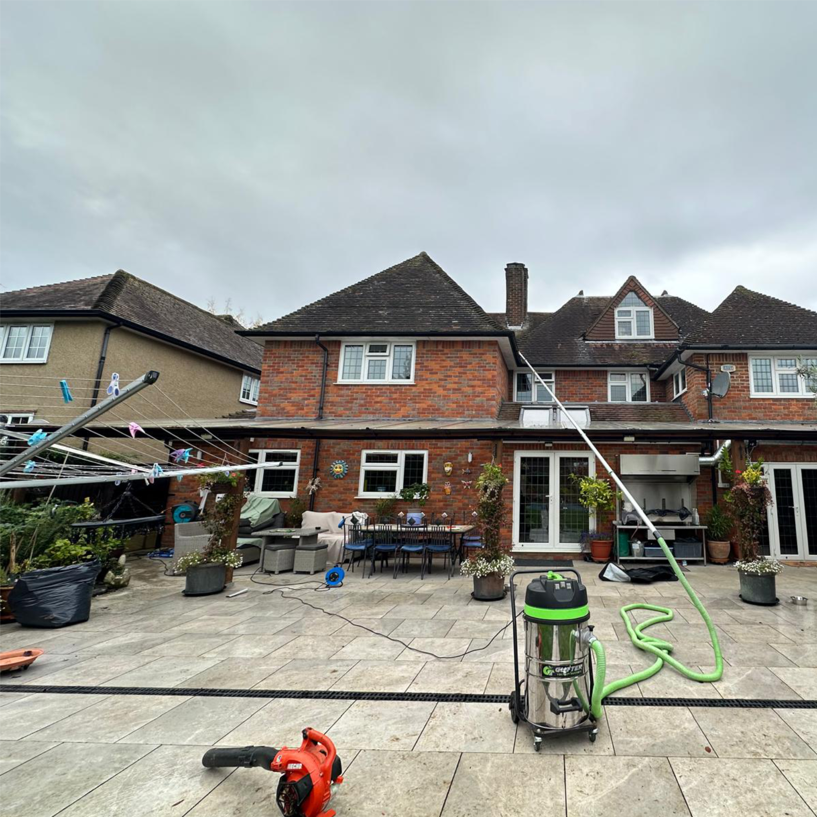 Gutter cleaning hemel hempstead